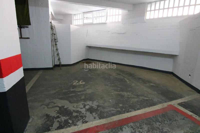 Foto 6b96bc58-0360-424c-a45f-30131b83a7b1. Parking coche en Urbi Basauri