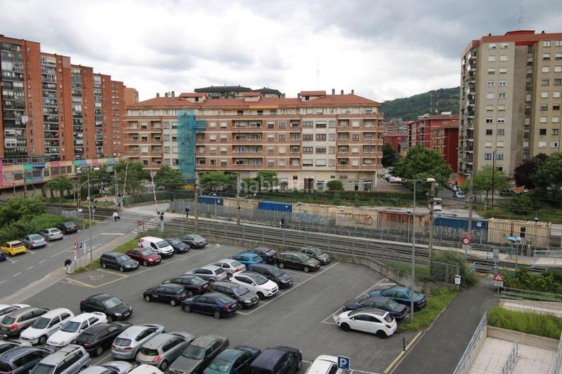 Foto 9af2f032-c07e-4096-8239-349939e2a90d. Bureau dans Pozokoetxe Basauri