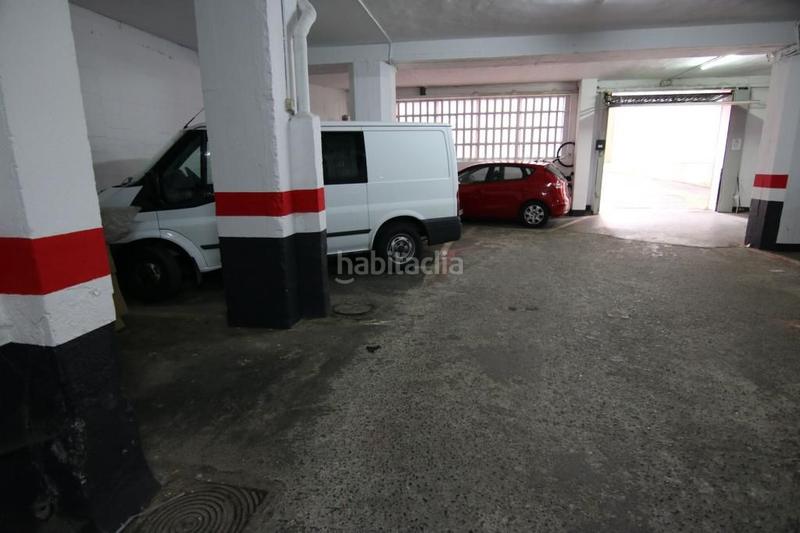 Foto 70fd9102-f01d-4ae4-adb5-7ad73e5628fb. Parking coche en Urbi Basauri