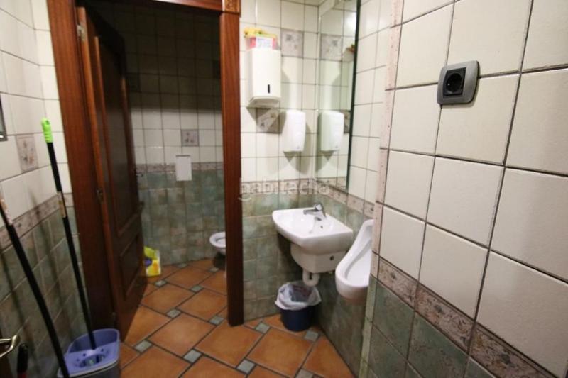 Foto b97ee66e-89df-4f73-92f9-88382cc33cf4. Local comercial en Centro-Ariz-Uribarri Basauri