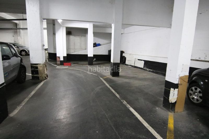 Foto e8ba38f8-6e35-4d7b-8738-2bf8a802a328. Autoparkplatz in Centro-Ariz-Uribarri Basauri