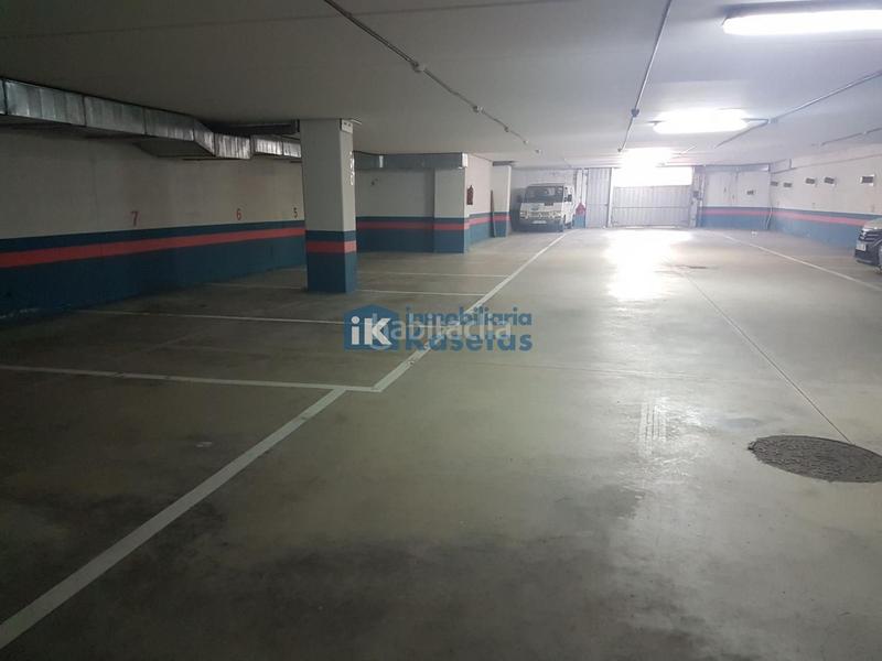 Foto 69ab3c8b-6b4b-4f63-add4-0958f4ea0da2. Rent car parking in Urbi Basauri