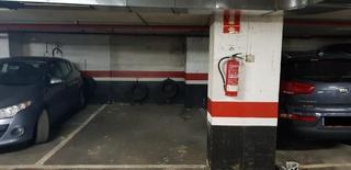 Parking coche en Urbi