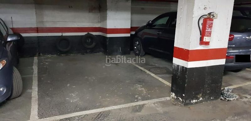 Foto 5158de6b-2e6f-4c12-9ebb-edcc5998a2b5. Autoparkplatz in Urbi Basauri