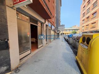 Local commercial à Centro-Ariz-Uribarri
