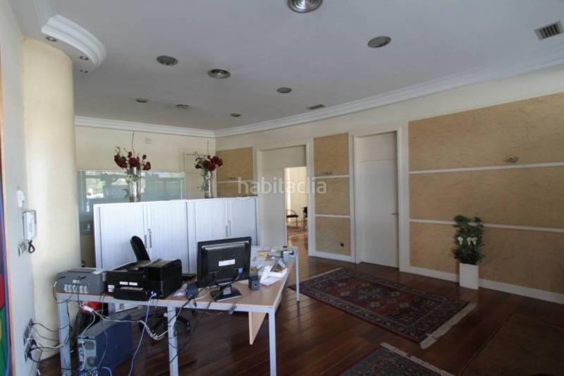 Foto cf0e095b-bf6b-45da-834e-e5196acce9fd. Business premise with heating in Urbi Basauri