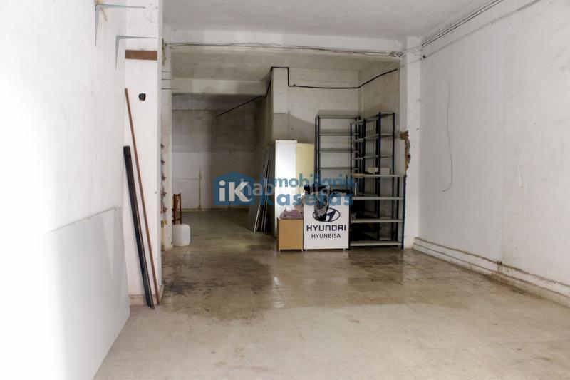 Foto e3b4f92a-b784-433d-90db-59d91faf5bc5. Alquiler local comercial en Etxebarri, Anteiglesia de San Esteban