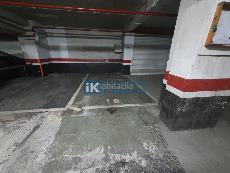 Foto c6e3b1b0-82e5-43ec-aff8-da52dfb65c5b. Parking coche en Urbi Basauri