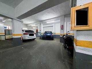 Aparcament cotxe a Centro-Ariz-Uribarri
