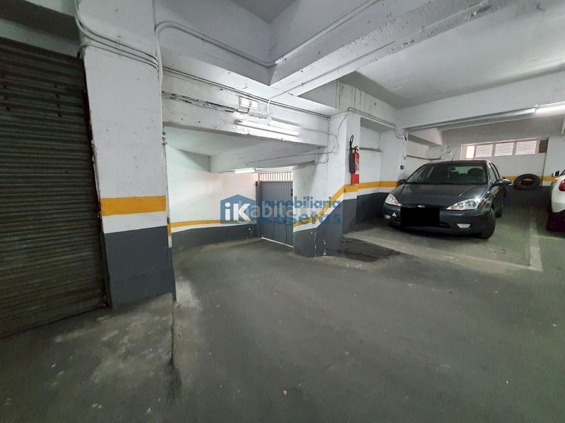 Foto 062ac8d0-308f-45f1-9f6a-735b9b56029d. Posto auto in Centro-Ariz-Uribarri Basauri