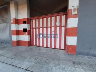 Aparcament cotxe a Urbi