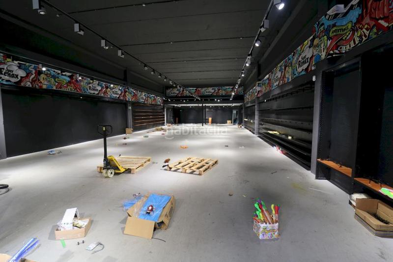 Foto 13d440e0-5cfe-4870-9a11-e43b45aeb177. Alquiler local comercial en Urbi Basauri