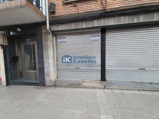 Local commercial à Centro-Ariz-Uribarri