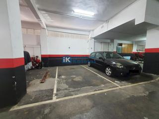 Autoparkplatz in Centro-Ariz-Uribarri
