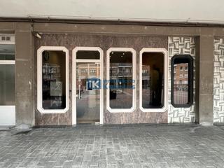 Local commercial en Centro-Ariz-Uribarri