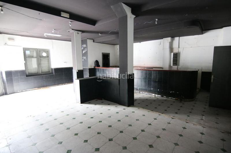 Foto b6a5e8ac-59a6-4950-907e-e51926de1e33. Location local commercial dans Urbi Basauri