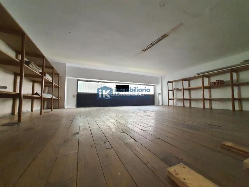 Foto 60566fcc-dca5-47e1-8f5a-a31dd2adbba6. Alquiler local comercial en Centro-Ariz-Uribarri Basauri