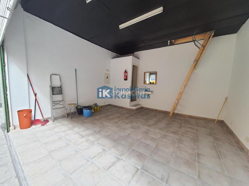 Foto 8a9ca4dd-e056-4711-b0d9-8418e3e155d7. Alquiler local comercial en Centro-Ariz-Uribarri Basauri