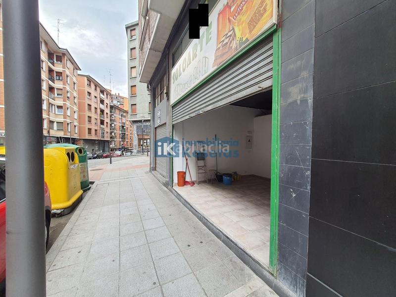 Foto a7f65073-02af-4d08-8113-7d9c3e2a3347. Alquiler local comercial en Centro-Ariz-Uribarri Basauri