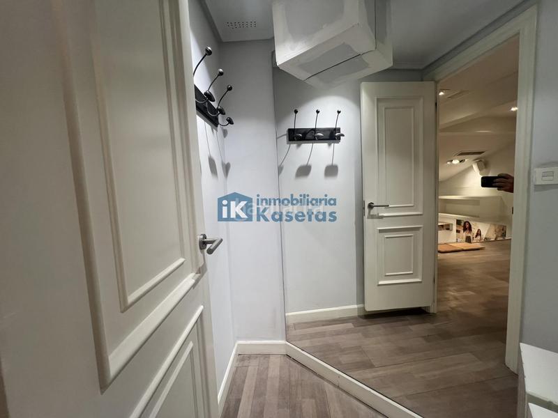 Foto 6dffcc82-8ed8-4928-b710-54b1fcf0c774. Alquiler local comercial en Centro-Ariz-Uribarri Basauri