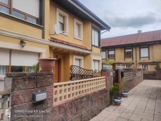 Chalet  Calle de la rivera