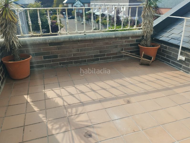 Foto 08d2b48f-e256-4786-8e28-499e8859038d. Xalet amb aparcament piscina a Zona Playa Laredo