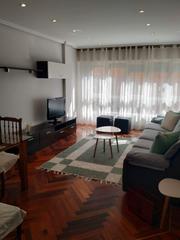 Appartement à Santoña. Piso de 2 habitaciones totalmente amueblado en el centro de sant