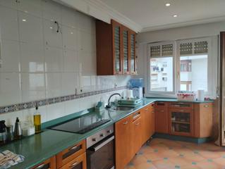 Appartement en Avenida los tilos 10. Piso de 3 habitaciones en ampuero,amueblado a capricho