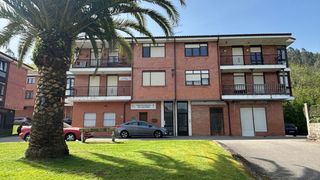 Pis en Barrio la gerra 19. Piso de 3 habitaciones en laredo en el centro de rasines. todos