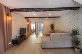 Etagenwohnung  Calle santa maría 14. Piso de 3 habitaciones totalmente amueblado en la puebla vieja d