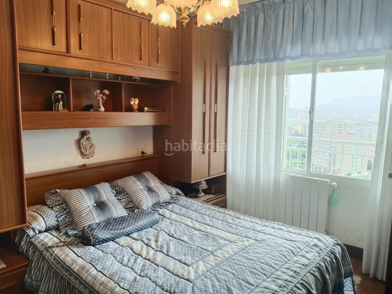 Foto 32f57678-e233-4e33-a43a-788b18bd7376. Piso en calle república de colombia 10 piso de 3 habitaciones con vistas al mar en Laredo