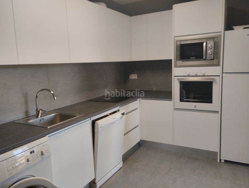 Foto 313b32ac-ef49-4e4c-aba8-8681a4744ce9. Piso en avenida de francia 6 espectacular vivienda de 3 habitaciones en zona de playa en Laredo