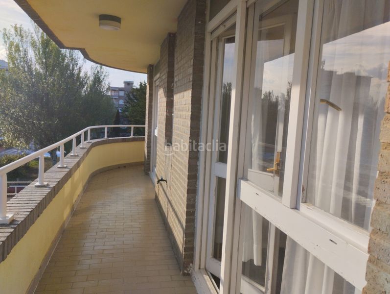 Foto d46b0377-1cc9-4d57-b053-57f054bdf211. Piso en avenida de francia 6 espectacular vivienda de 3 habitaciones en zona de playa en Laredo