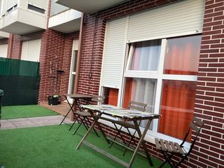 Etagenwohnung in Barrio la somadilla 28. Apartamento de 1 habitación en planta baja con 10 m de terraza