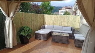 Pis  Barrio marrón 60. Bajo 2 habitaciones en marrón -ampuero, con. 20 m de terraza
