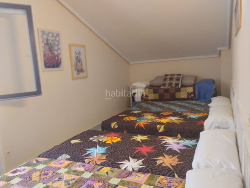 Foto 24f68d37-6619-4203-9f94-955a3707feab. Chalet en calle san pedro 41a chalet individual en seña, urbanizacion con piscina. preciosas vistas a laredo en Limpias