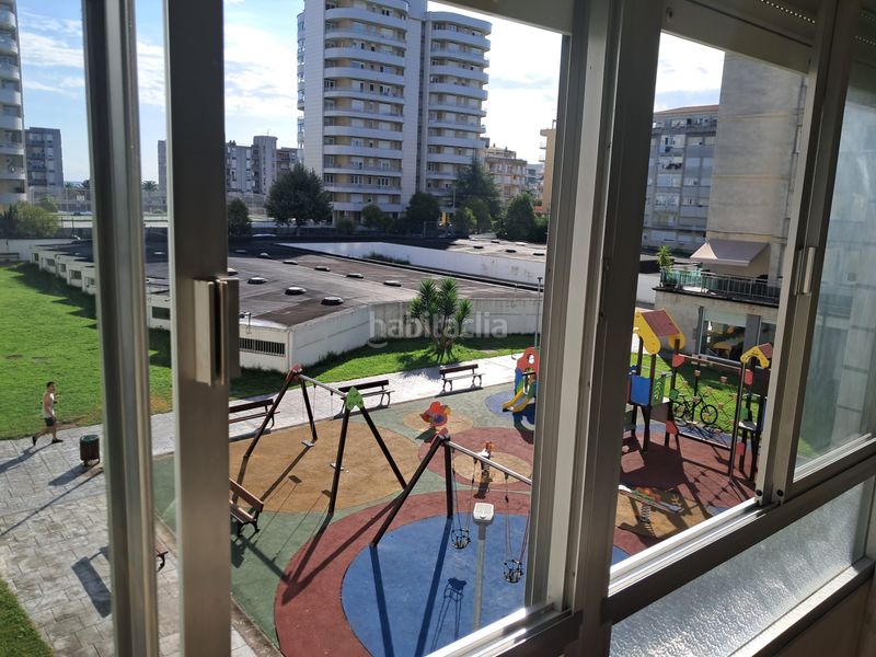 Foto afb41d64-a1ce-4da1-abf0-45dd67e3ea59. Pis a avenida de francia 6 a Zona Playa Laredo
