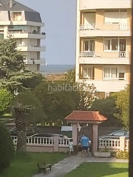Foto be7c8c45-3cb8-4a40-8071-8e5aa337aa29. Pis a avenida de francia 6 a Zona Playa Laredo