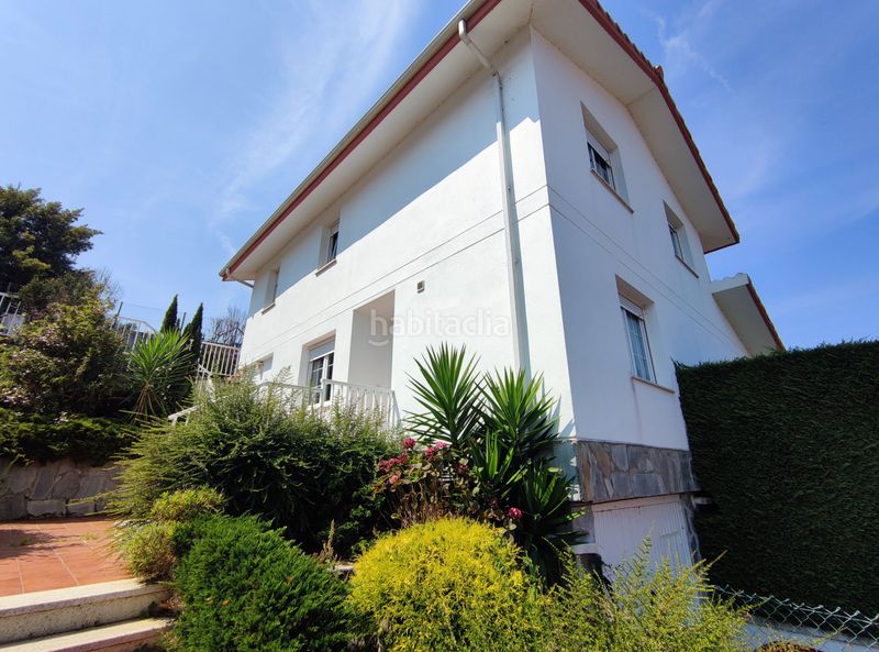 Foto 6f5f0193-966d-40f7-a63b-e21fa61564cb. Chalet  individual con 306 m2 en Argoños