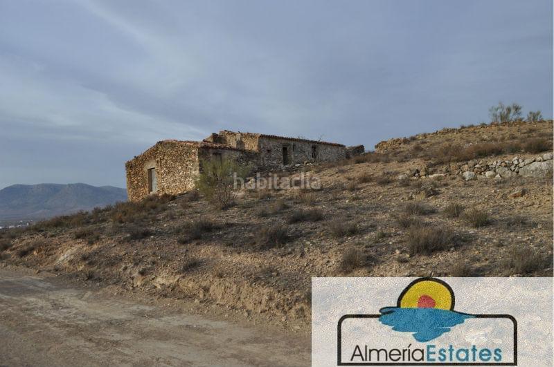 Foto 910f7d27-efdb-402a-aba5-1e7e65e69ade. Chalet villa en Chirivel