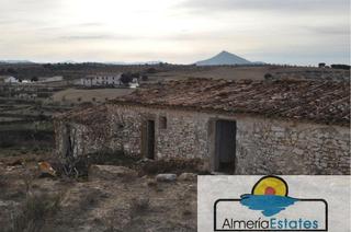 Xalet a Chirivel. Chirivelvilla