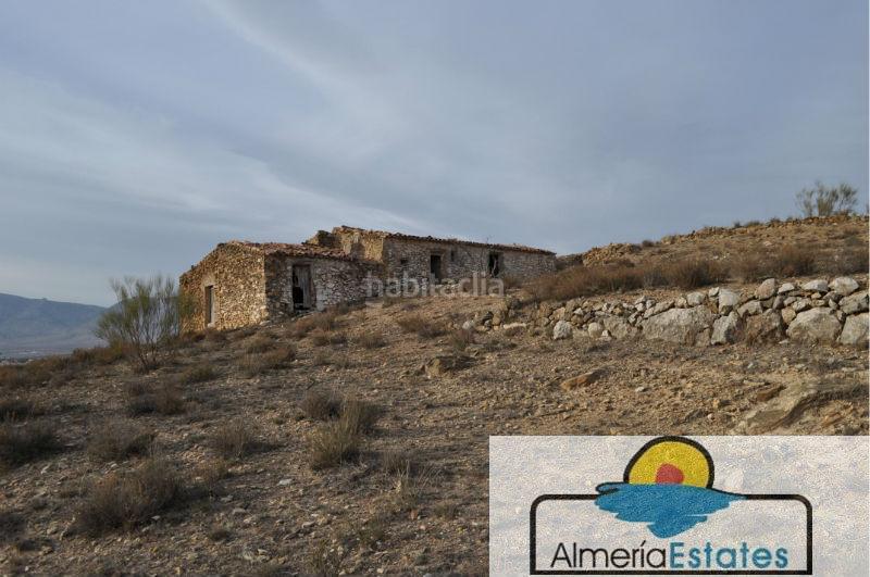 Foto bfa47b3d-1d5c-4a76-b659-f80f3f4509a0. Chalet villa en Chirivel