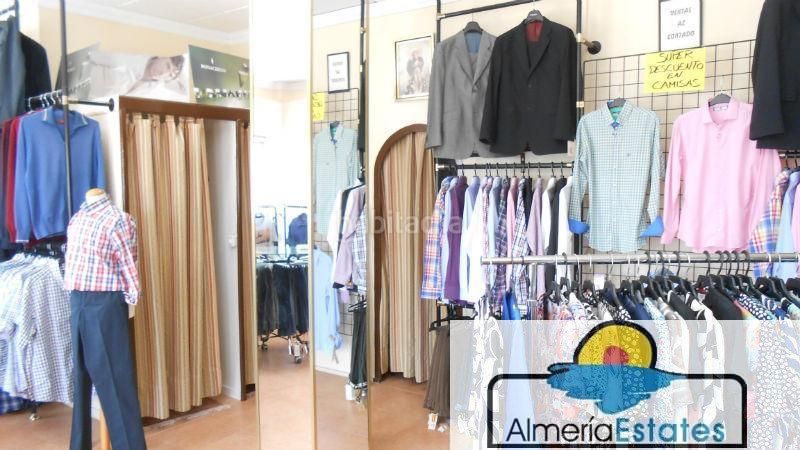 Foto f0ad46b5-7889-4237-ba45-30f4fe98994c. Affitto locale commerciale in Albox