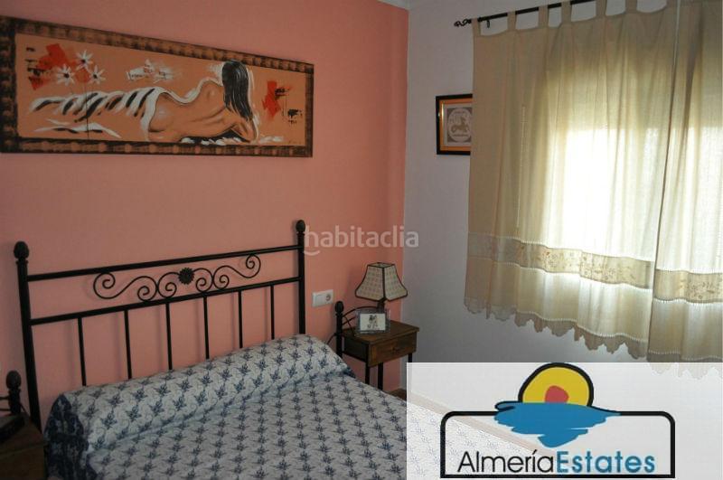 Foto 994b8cbc-abc9-4b0b-91c0-ddccb6028763. Casa a Zurgena