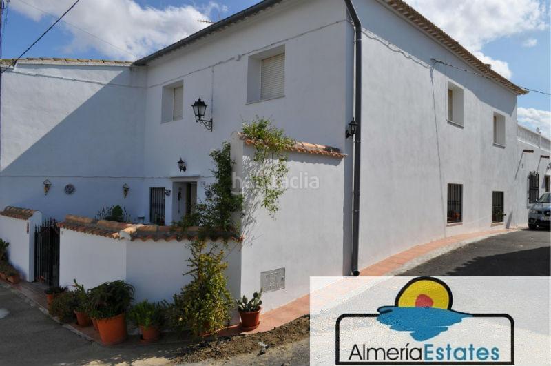 Foto a984c2cd-63b7-400b-877c-5d34014f5ade. Casa a Zurgena