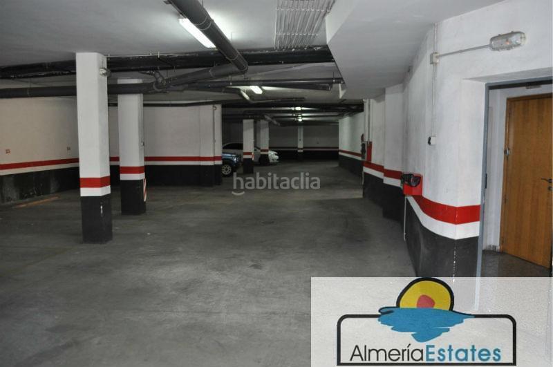 Foto 52e0f66d-5ddd-4ed5-aa67-7040e3ef43b3. Aparcament cotxe a playa de Garrucha Garrucha