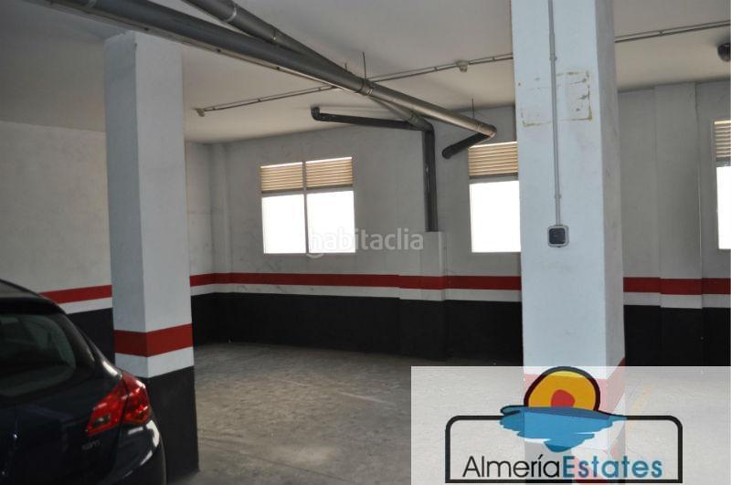Foto b5bd562f-30b5-4fa1-ab4c-cd0e950913c5. Aparcament cotxe a playa de Garrucha Garrucha