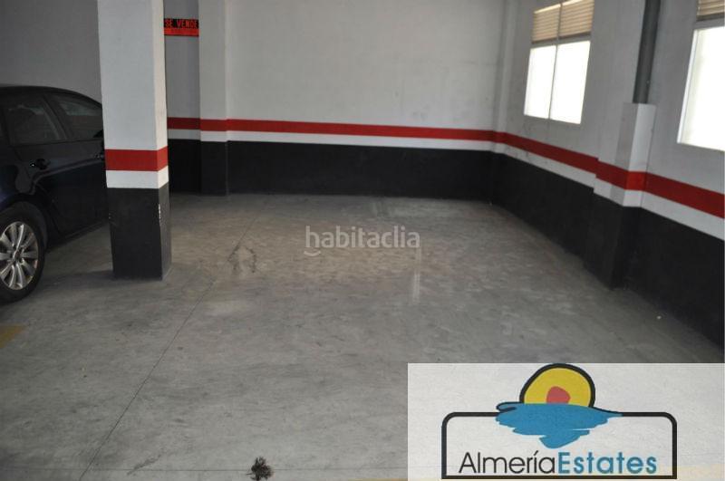 Foto c291d786-71a2-4401-a83d-38c174141313. Aparcament cotxe a playa de Garrucha Garrucha