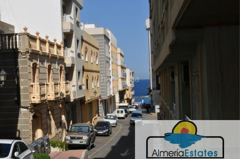 Foto e2ac6641-cef7-4ac3-971f-e0a07d23c1bf. Aparcament cotxe a playa de Garrucha Garrucha