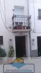 Casa a Urrácal. Urrácalcasa